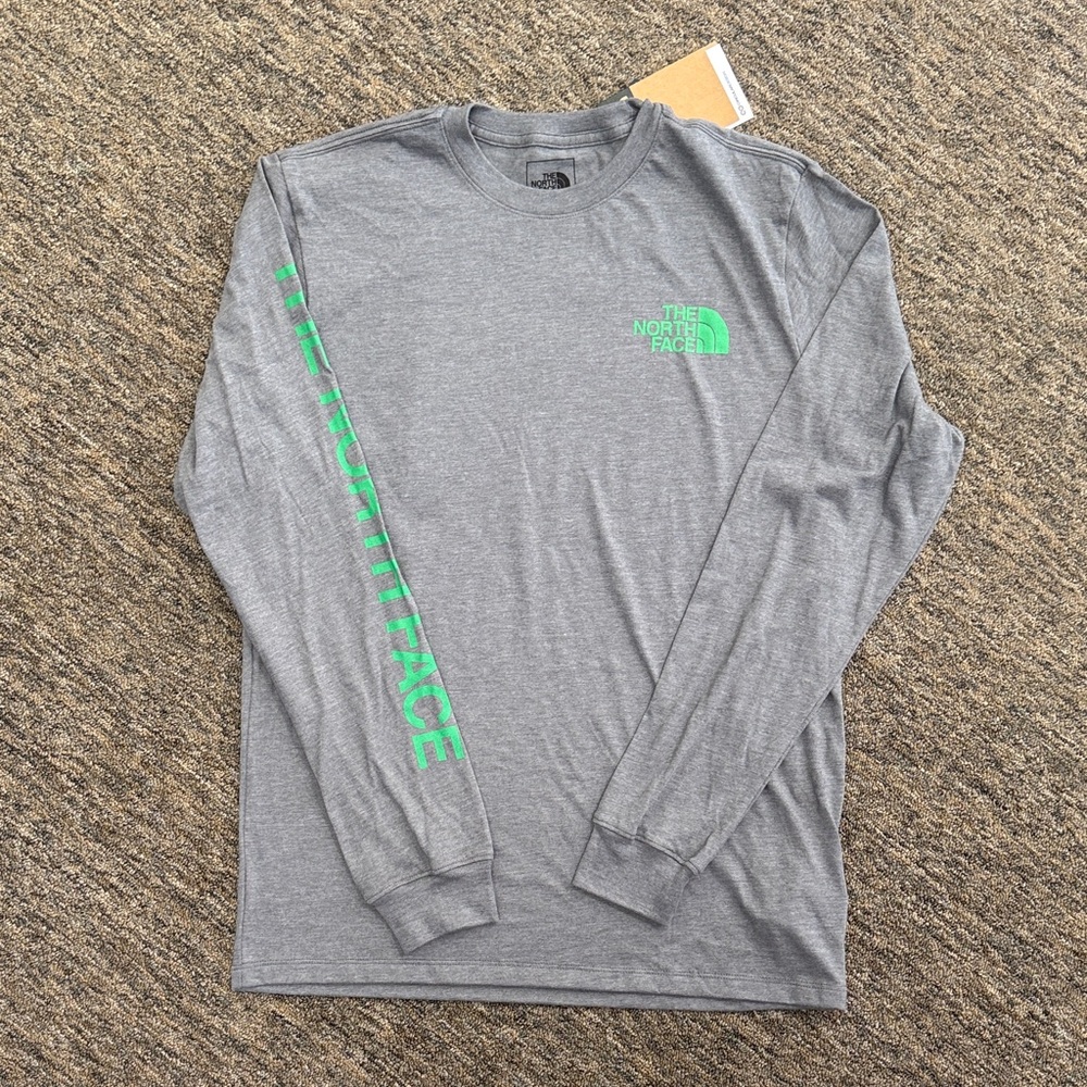 The North Face Long Sleeve Sleeve Hit Graphic Tee